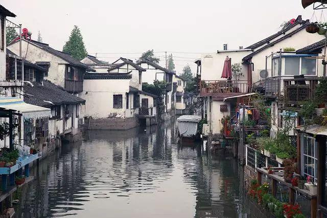 逃离复古经典房屋